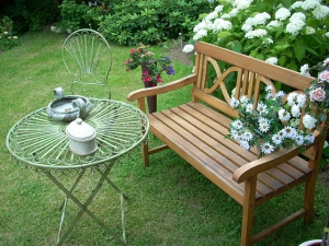 jardin-romantique-mobilier